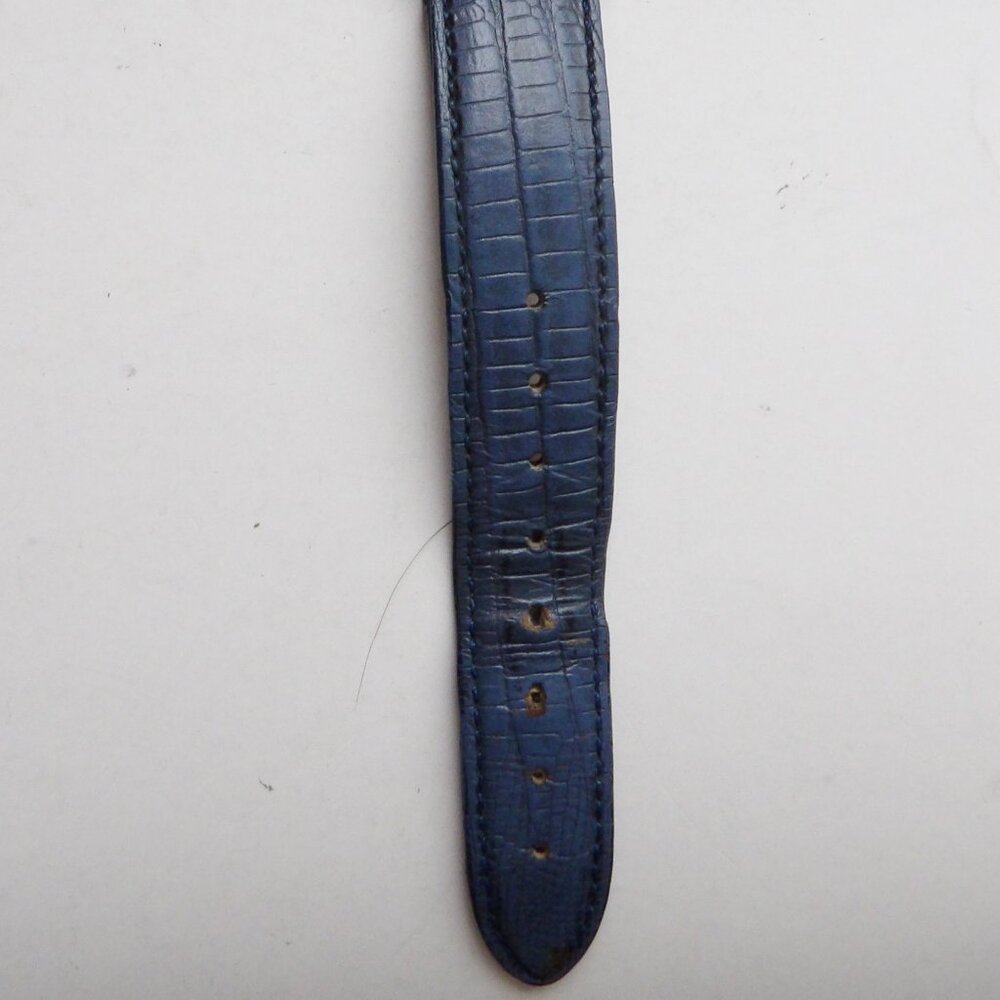 Guess Vintage 1989 Wrist Watch Blue Leather Band Working - Picture 3 of 7